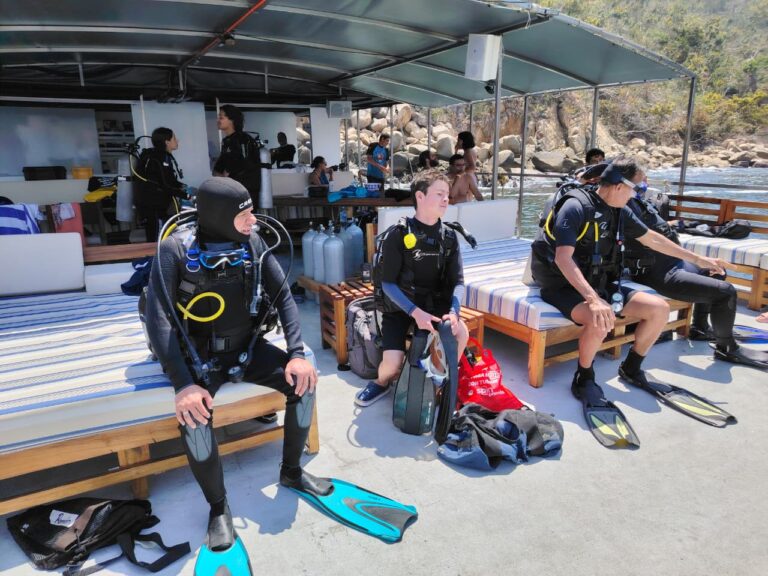 Imagen de WhatsApp 2025-10-15 a las 22.01.16_84a271b1